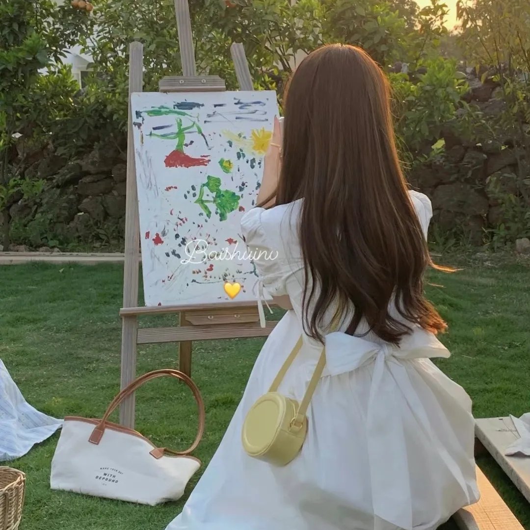 蕾哈娜内衣秀2